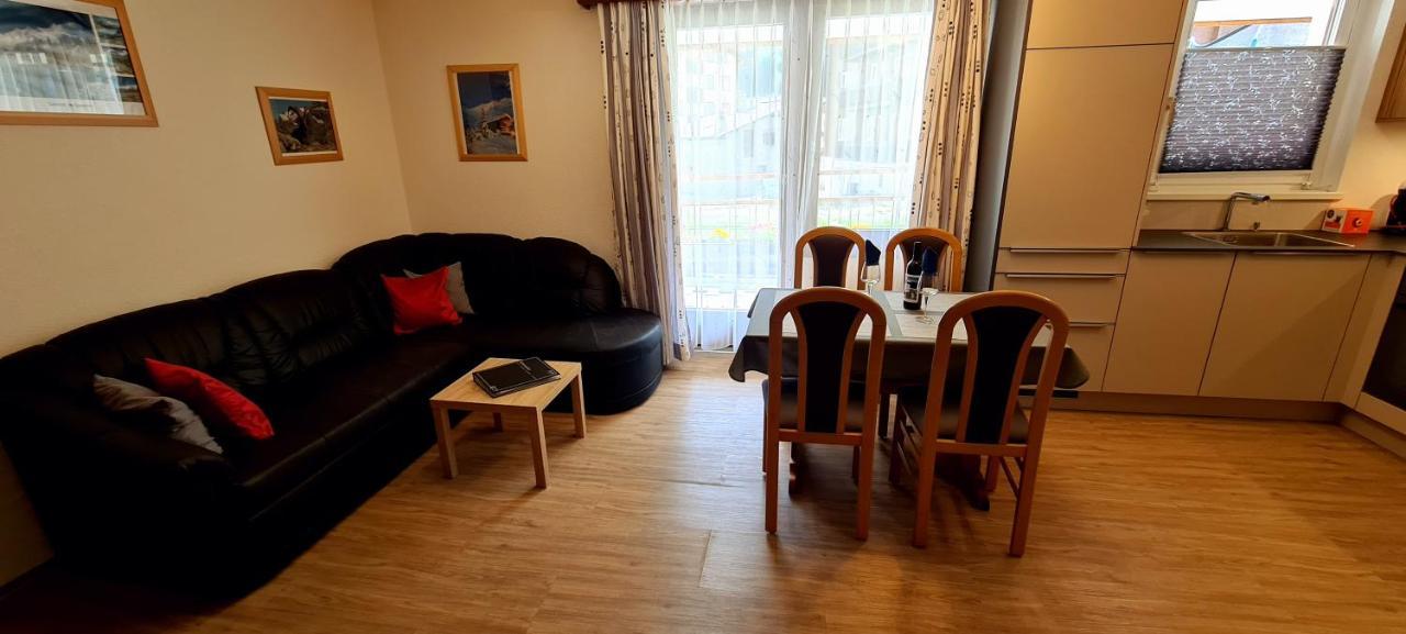 Apartmenthaus Sunshine Saas-Grund Exteriör bild