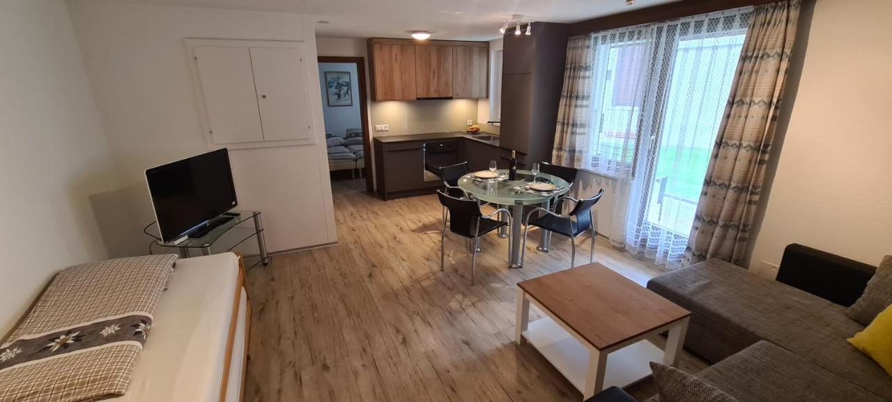 Apartmenthaus Sunshine Saas-Grund Exteriör bild