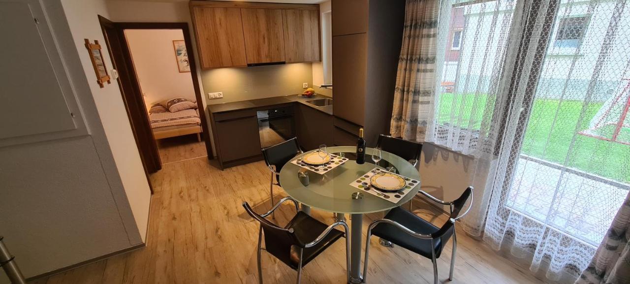 Apartmenthaus Sunshine Saas-Grund Exteriör bild