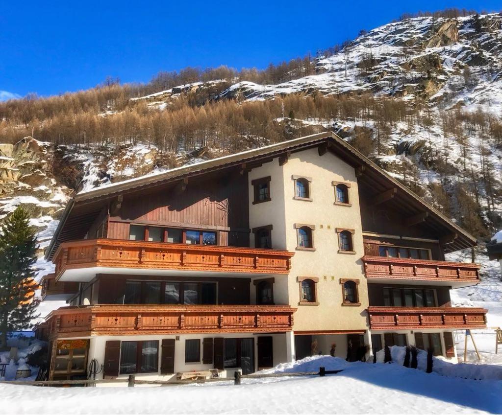 Apartmenthaus Sunshine Saas-Grund Exteriör bild