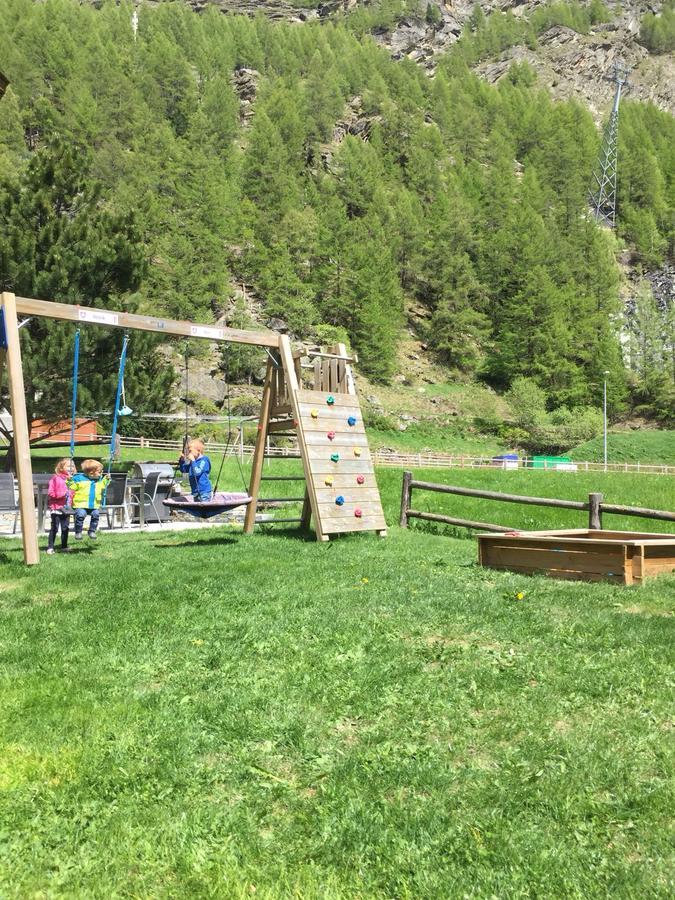 Apartmenthaus Sunshine Saas-Grund Exteriör bild